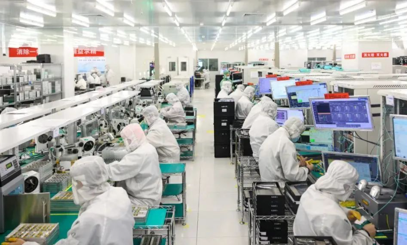 成都大邦时代玻璃有限公司夹丝热熔玻璃工艺特点与工程应用解析